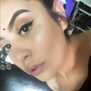 Meet your Posher, Daniela